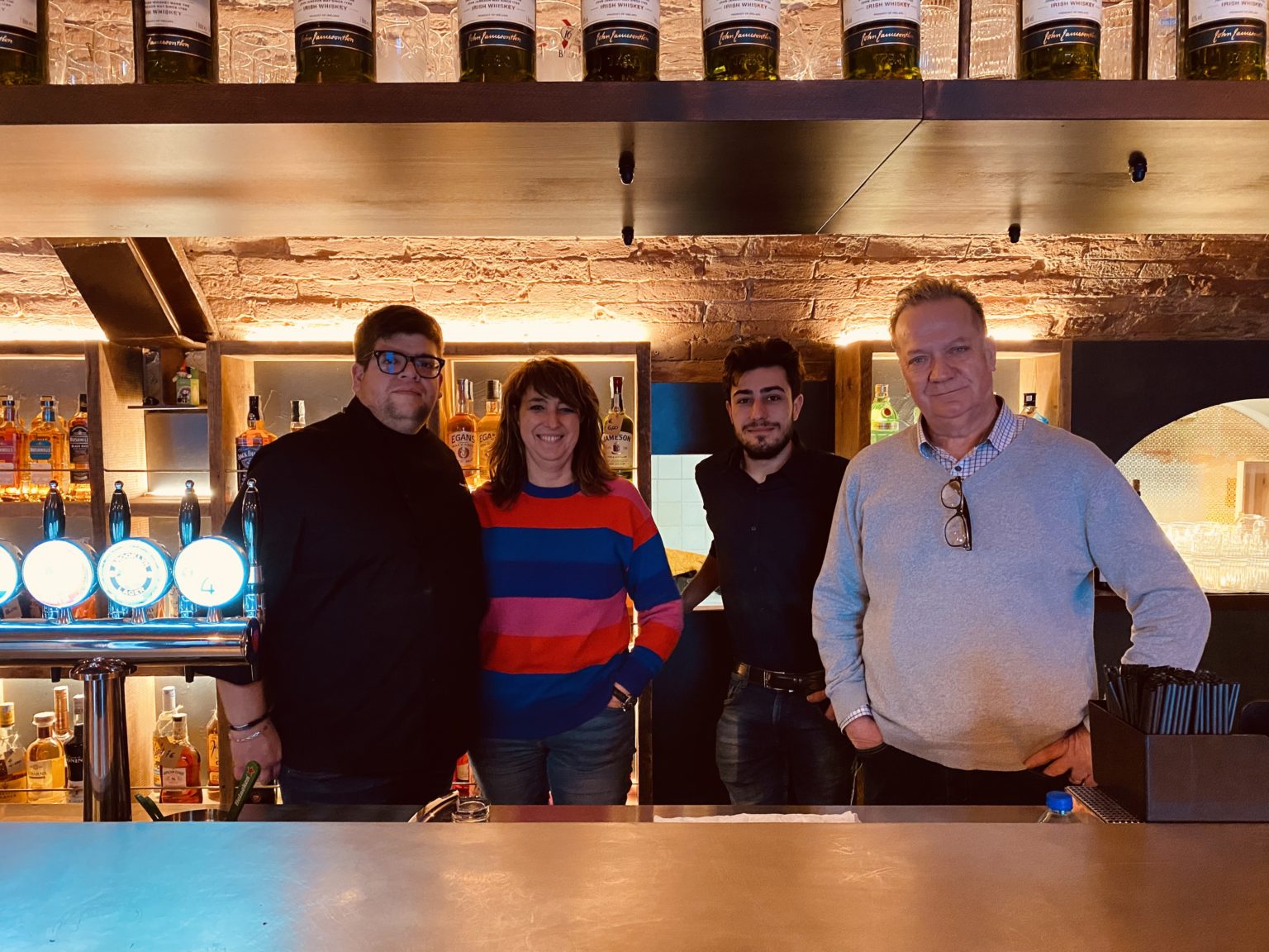 Riapre lo storico locale 115 in via de Rossi un tuffo nel passato nel